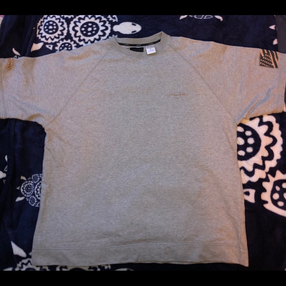 Sean John t-shirt